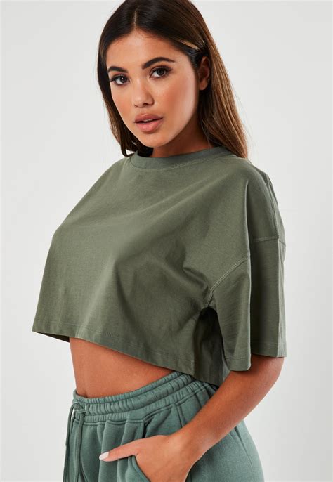 Crop Tops For Women .
